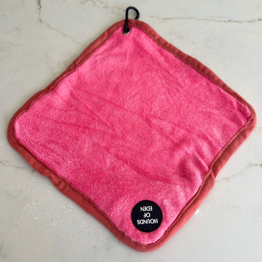 Mini Dog Towel + Clip, Pink & Red - The Bark Market