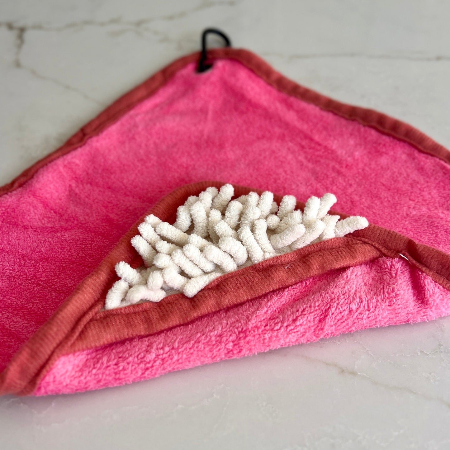 Mini Dog Towel + Clip, Pink & Red - The Bark Market