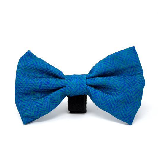 'Bruce' Blue & Teal Herringbone Tweed Effect Bow Tie - The Bark Market