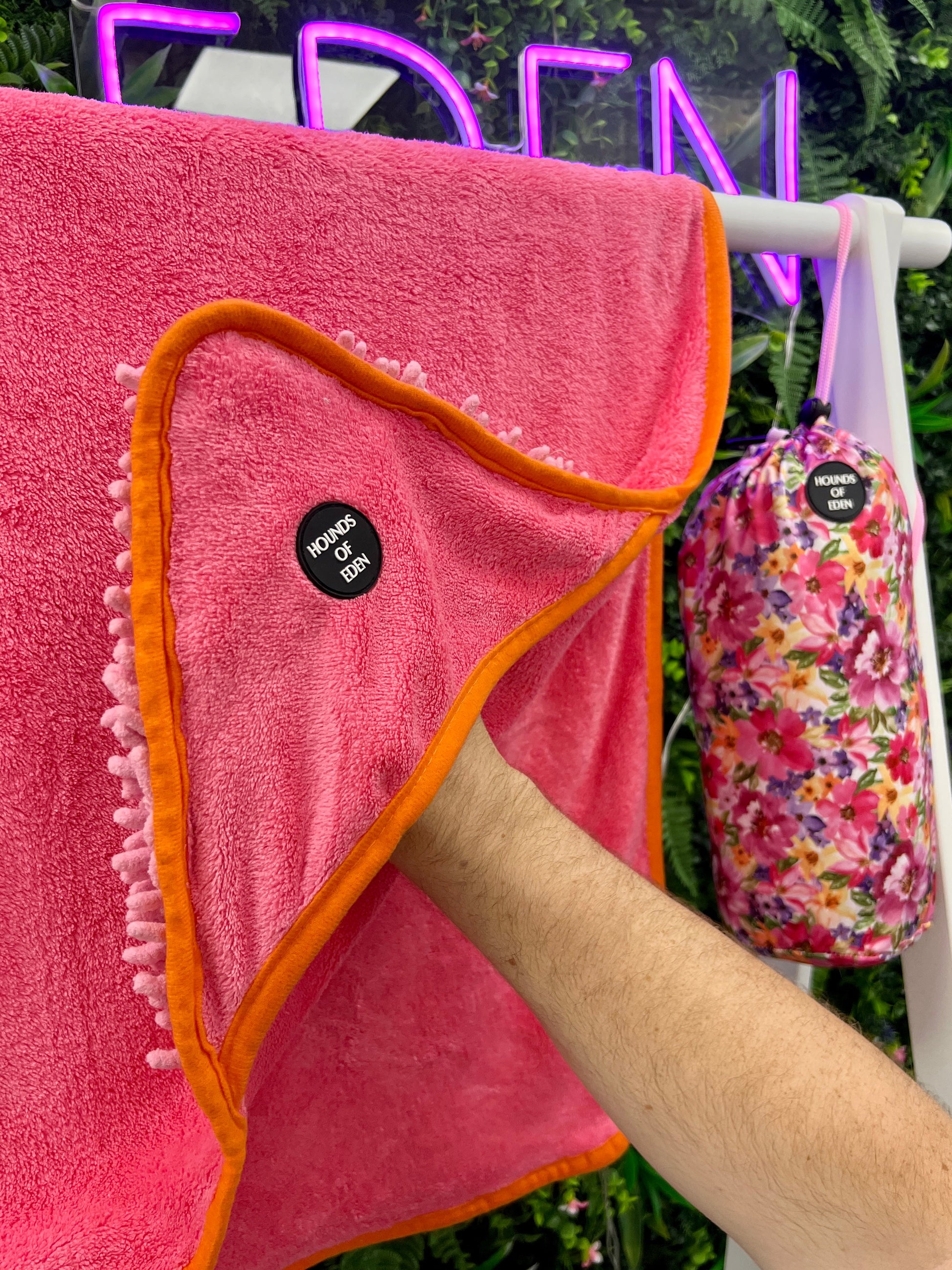 Florentina - Dog Towel + Carry Bag - The Bark Market
