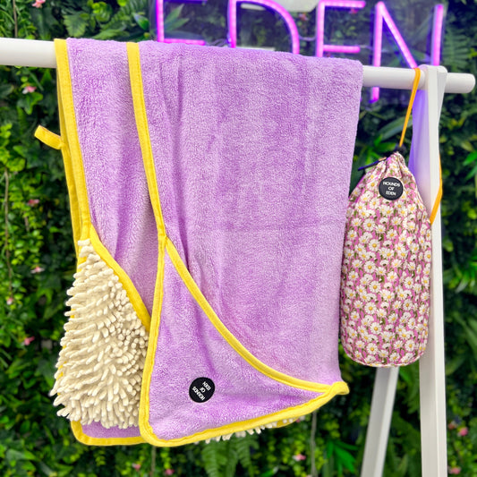 Daisy Dreams - Dog Towel + Carry Bag - The Bark Market