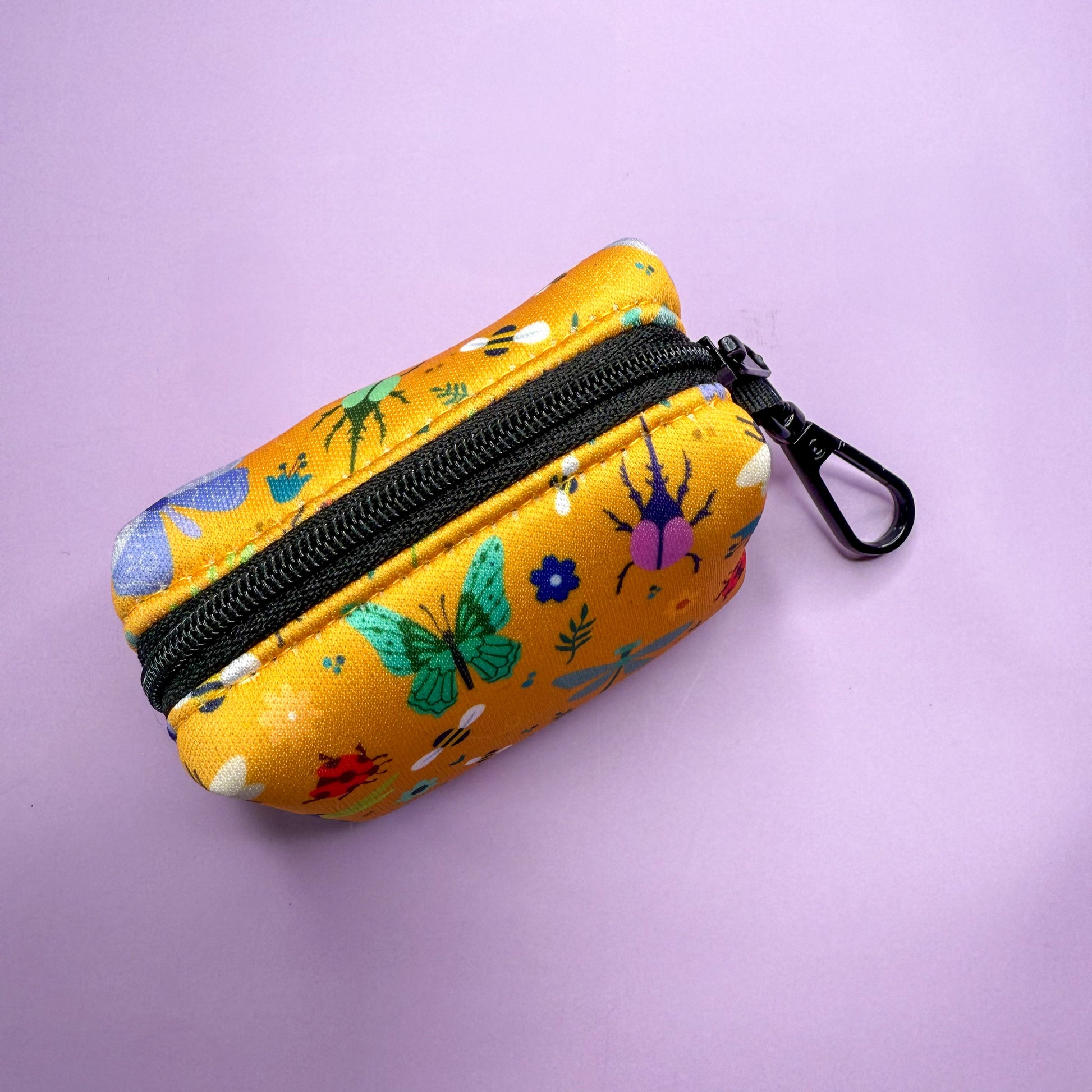 Summer Buzzin’ Poo Bag Holder - The Bark Market