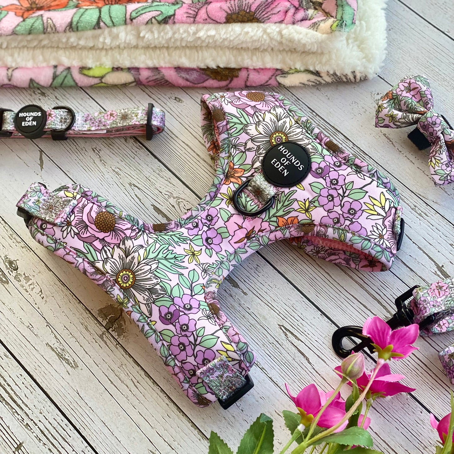 Wild Blossom - Design Dog Collar - The Bark Market