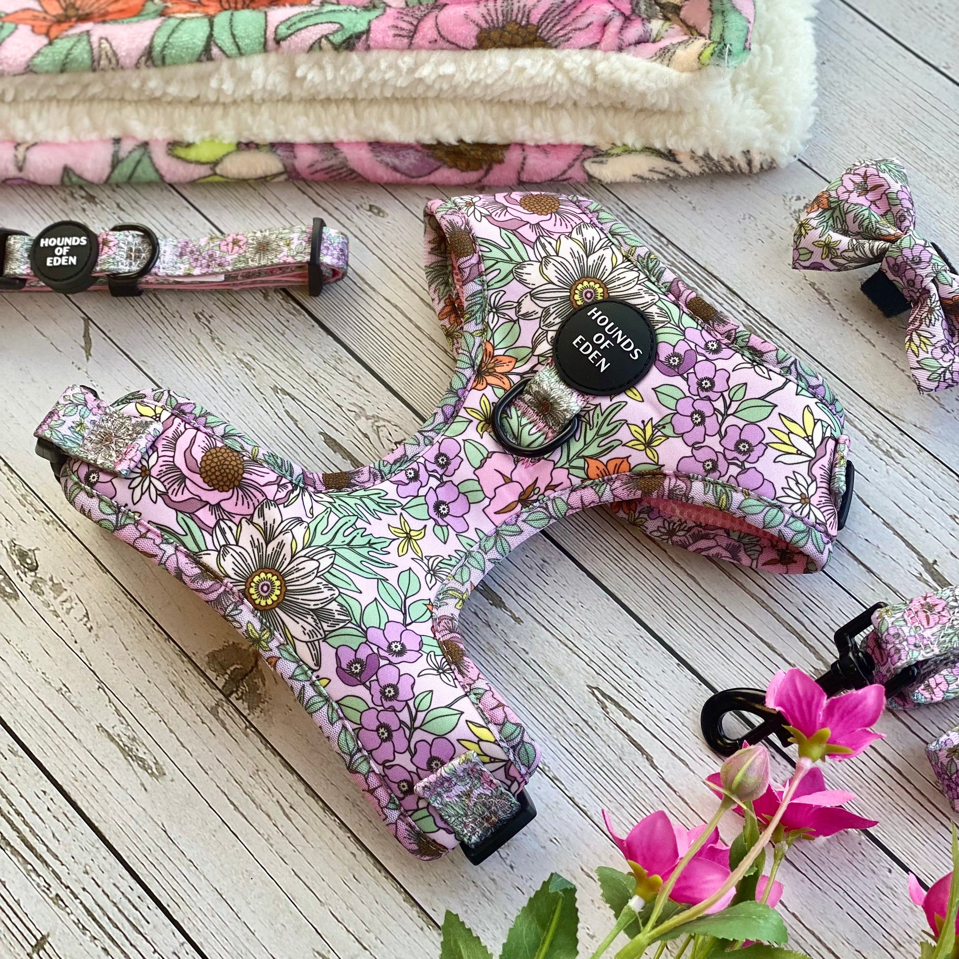 Wild Blossom - Design Dog Collar - The Bark Market
