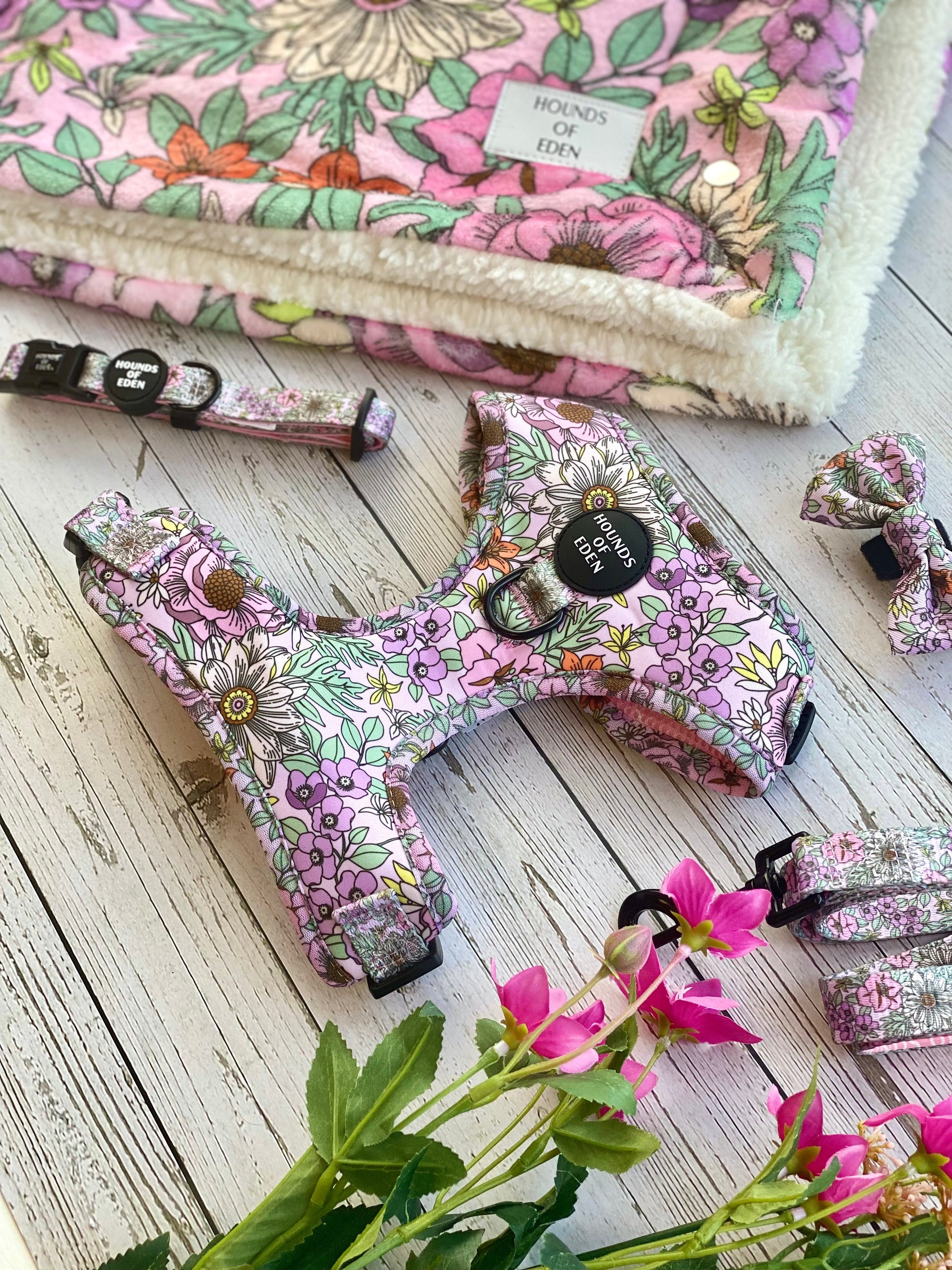Wild Blossom - Design Dog Lead - The Bark Market